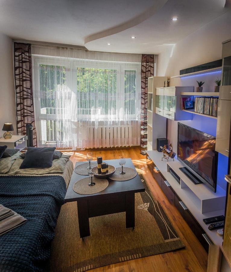 オルシュティンKomfortowy Apartament Seven Niedaleko Centrumアパートメント エクステリア 写真